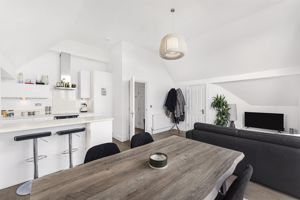 Photo 19- click for photo gallery